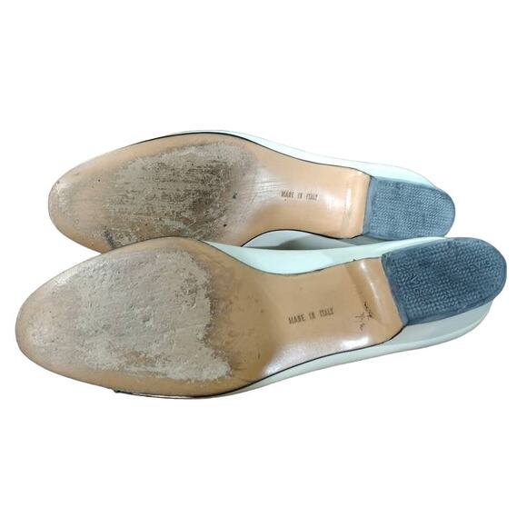 Salvatore Ferragamo Cream Leather Iconic Vara Pumps, Size 6 - Picture 7 of 7